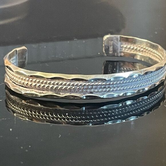 Vtg Sterling Silver Navajo Rope Cuff Bracelet Handmade - Picture 1 of 5